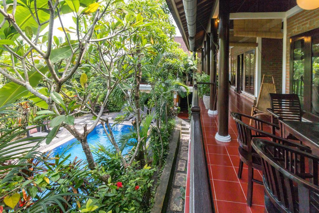 Tropical Bali Hotel Санур Экстерьер фото